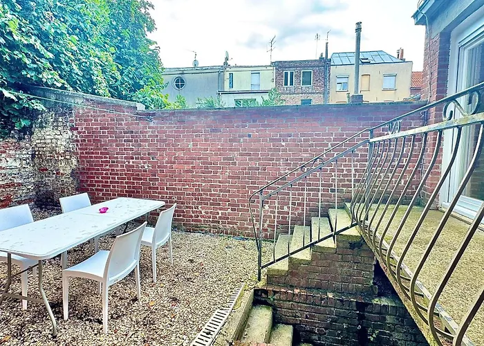 2 En Rdc Avec Terrasse 4 Personnes *